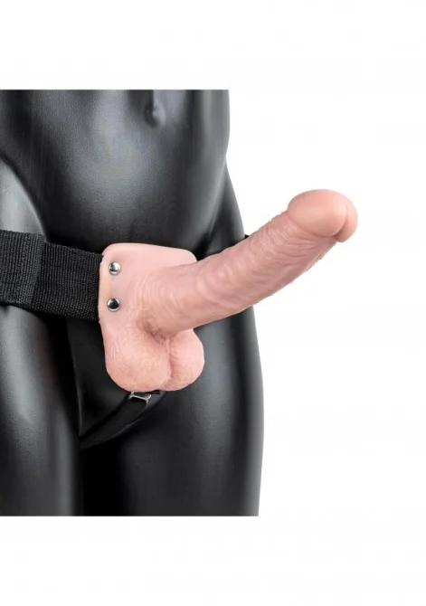 Realrock Hollow Strap-on dutý pripínací penis so semenníkmi 18 cm - telový