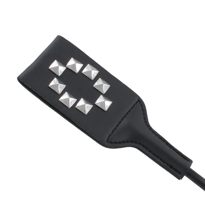 BASIC X Studs 2 jazdecký bičík