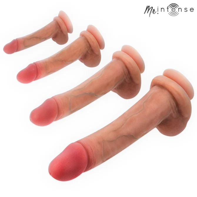 Gary ultra realistické dildo S 18 cm