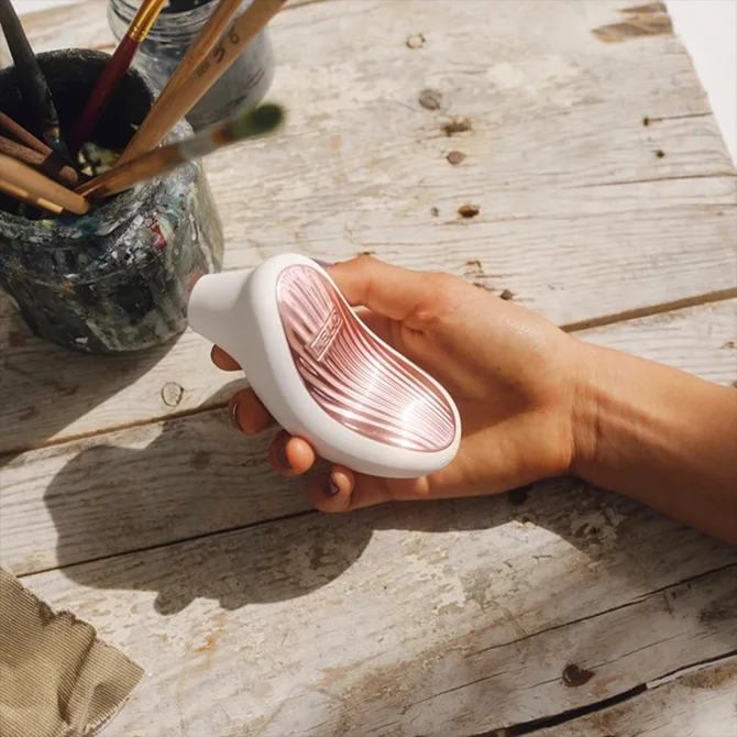 LELO SONA 3 stimulátor klitorisu Violet Dusk
